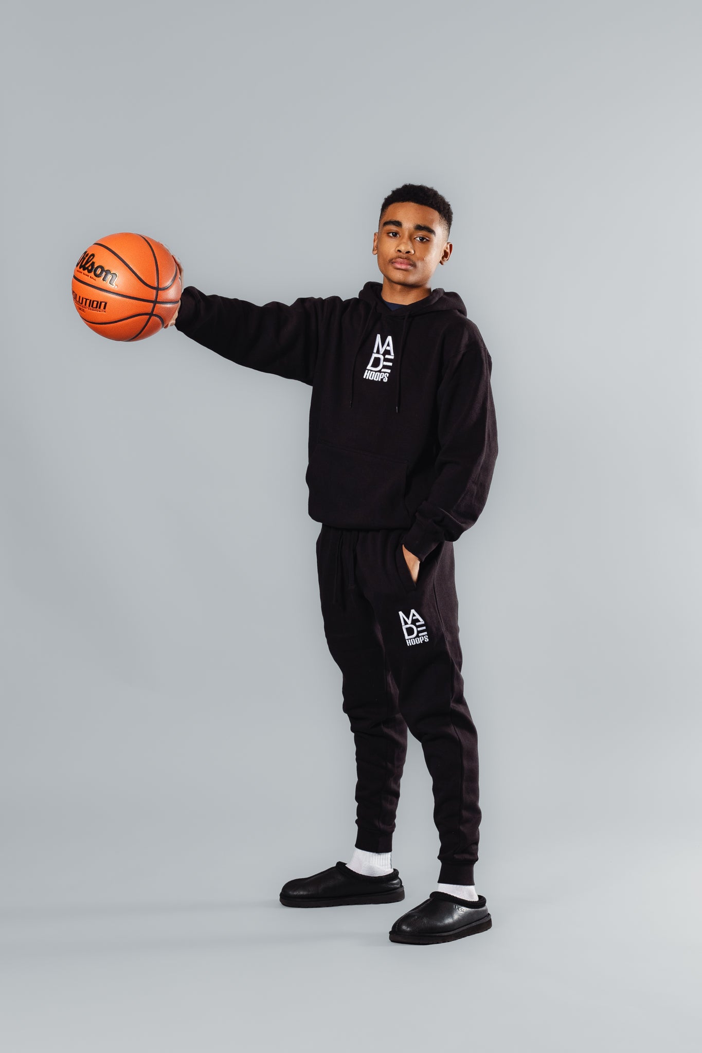 Essential Embroidered Sweatpants