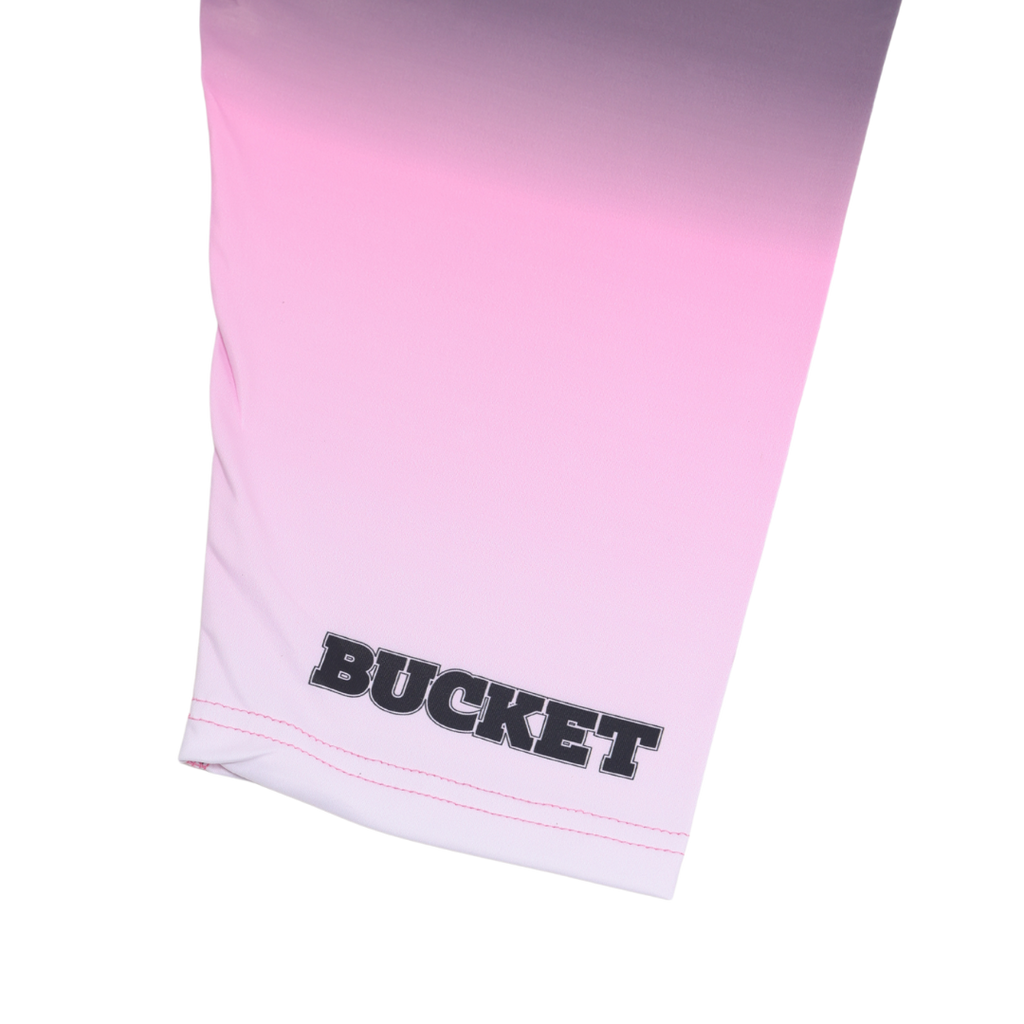 A Walking Bucket Compression 1/2 Tights