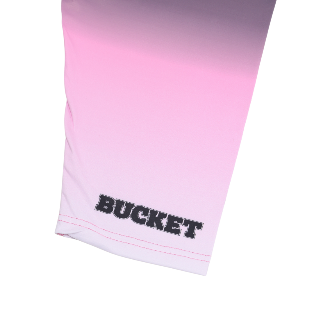 A Walking Bucket Compression 1/2 Tights