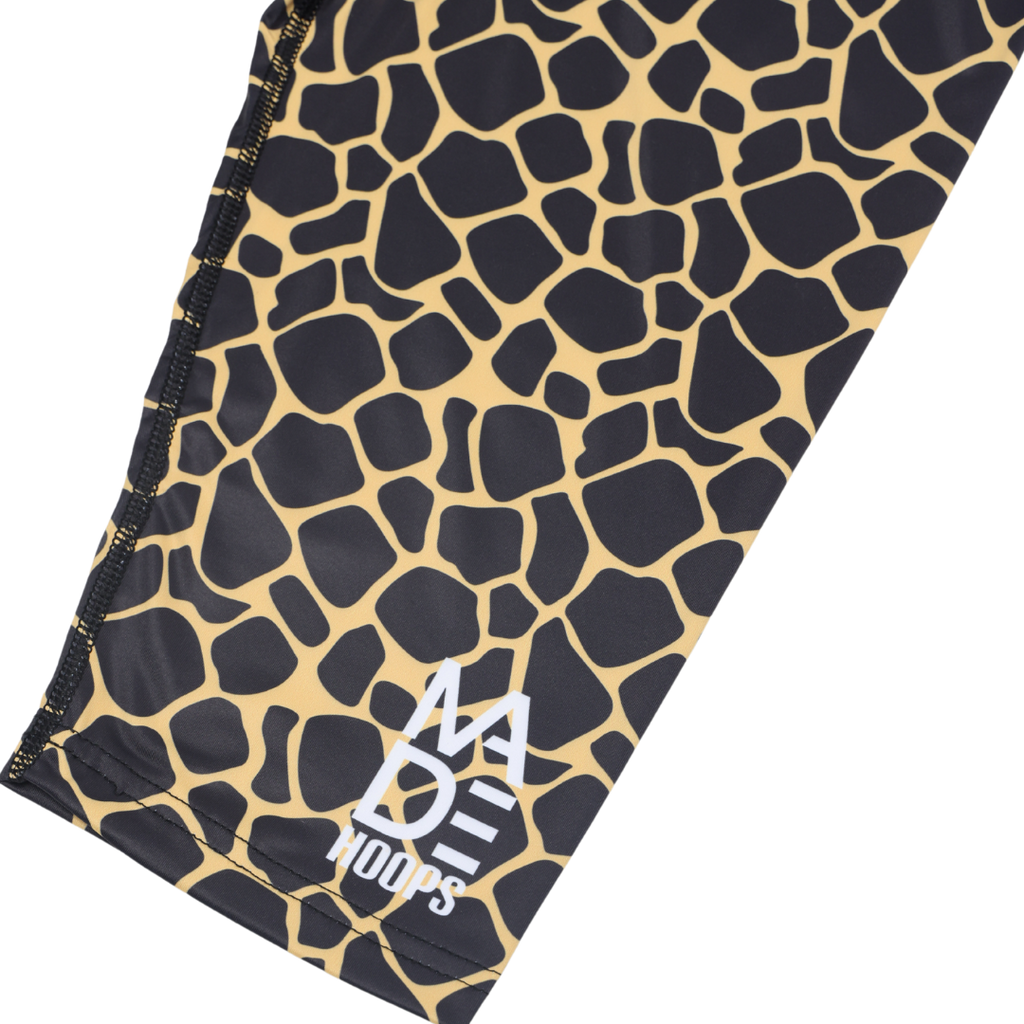 On Court Instincts Compression 1/2 Tights | Giraffe