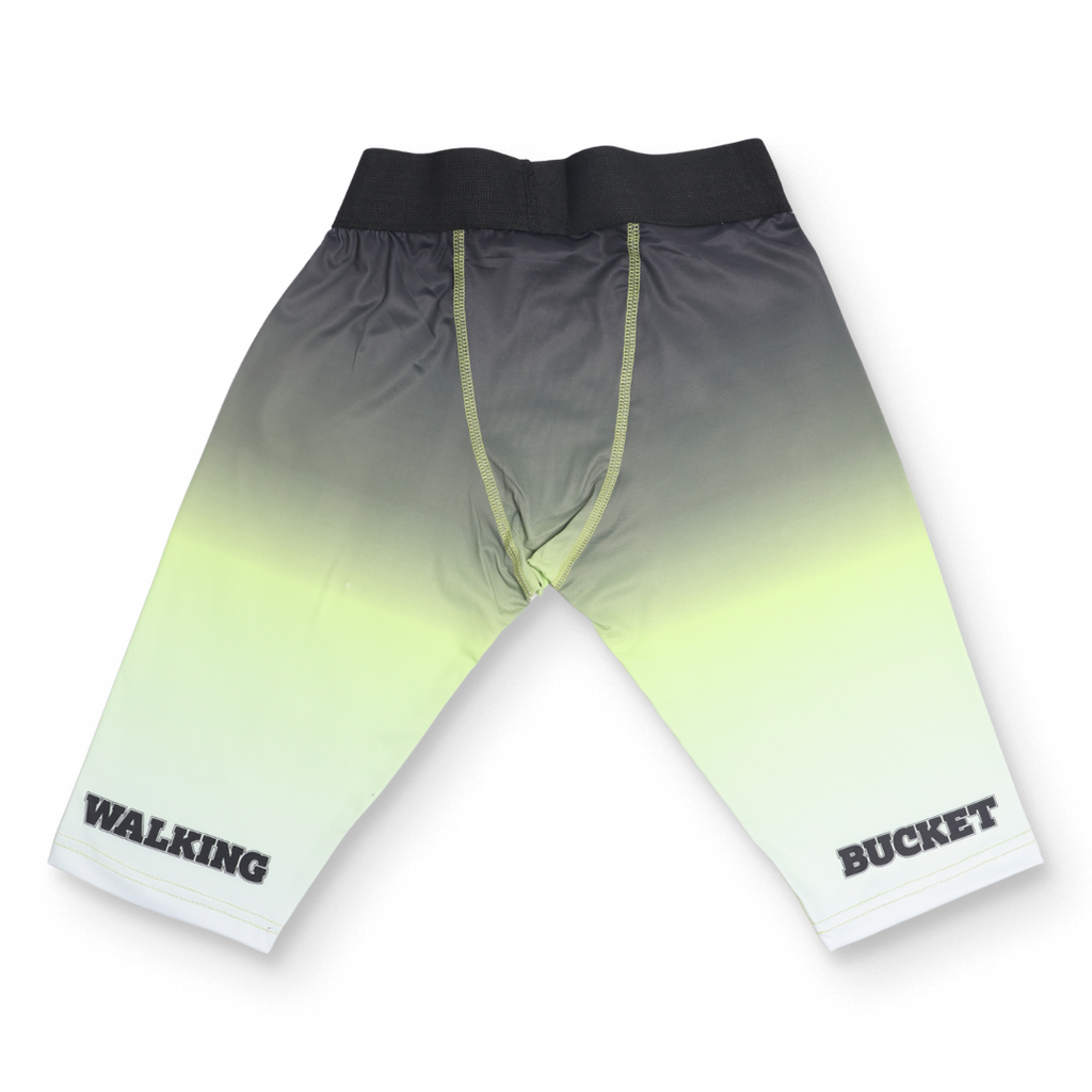 A Walking Bucket Compression 1/2 Tights