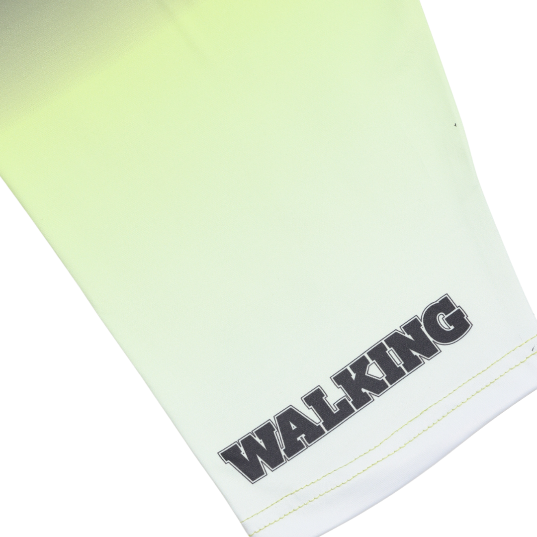 A Walking Bucket Compression 1/2 Tights