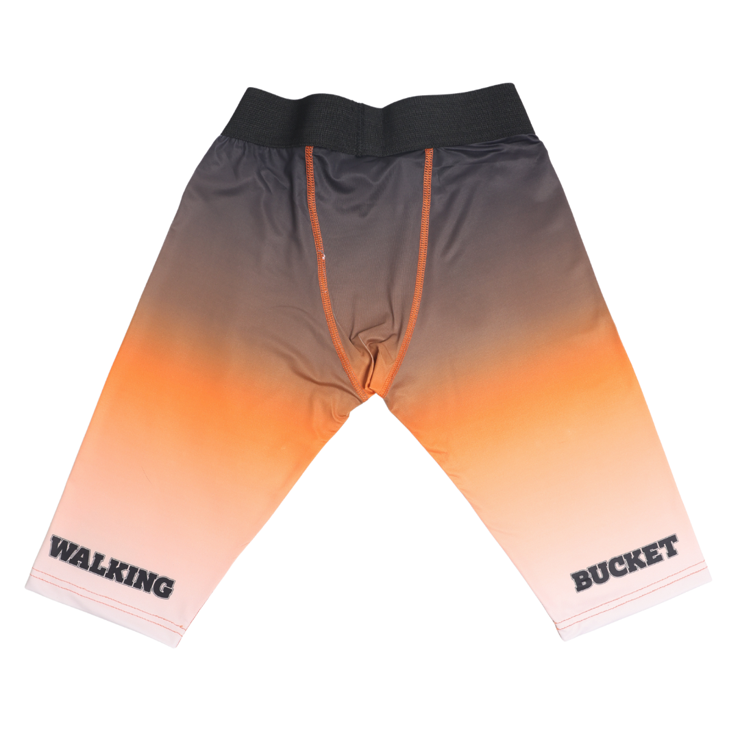 A Walking Bucket Compression 1/2 Tights
