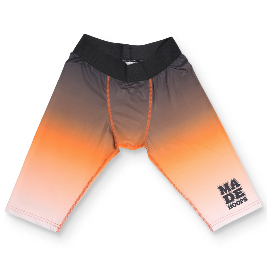 A Walking Bucket Compression 1/2 Tights