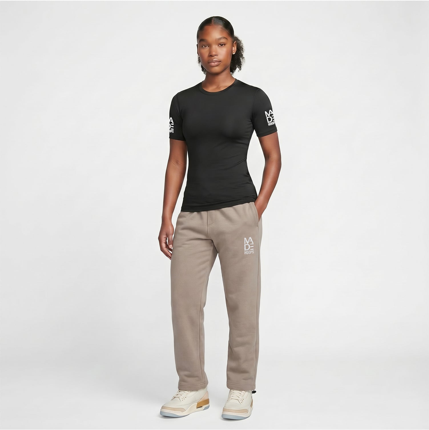 Essential Embroidered Sweatpants