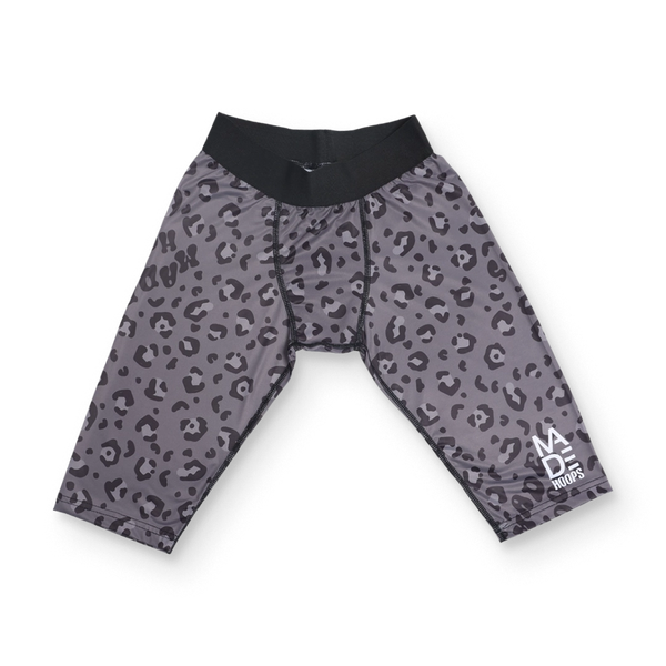 On Court Instincts Compression 1/2 Tights | Panther